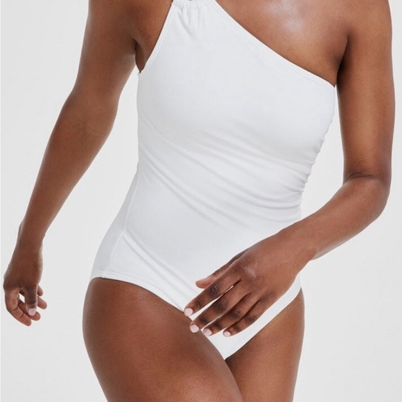 NWT MICHAEL Michael Kors
Embellished One-Shoulder Underwire One-Piece Swimsuit - Picture 1 of 5